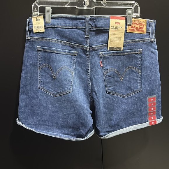 Levi Strauss mid length & rise hyper soft,slim through hip,cuffed 5 pocket - Picture 5 of 11
